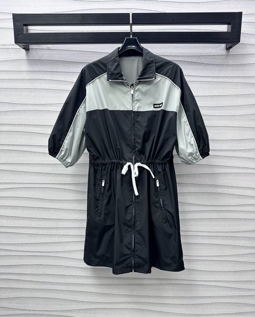 Miu Miu Workwear Style Zip-up Collared Contrast Dress with Drawstring Waist
