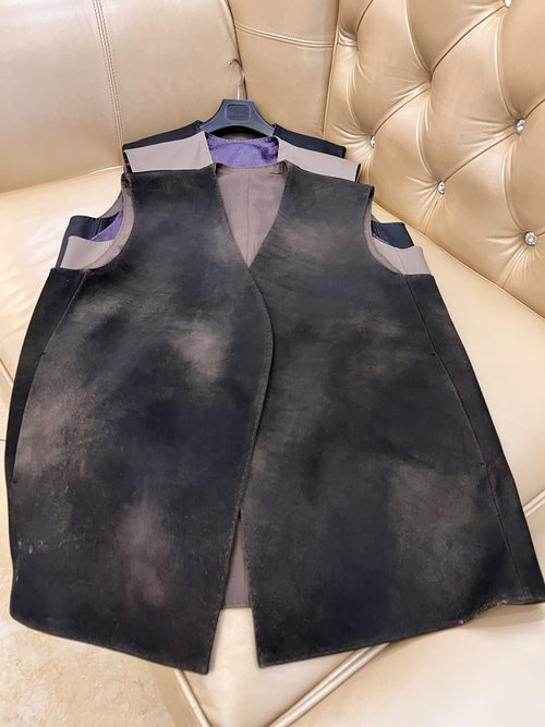 Hermes Genuine Leather Vest with Customized Oil - Edge and Reversible Wear