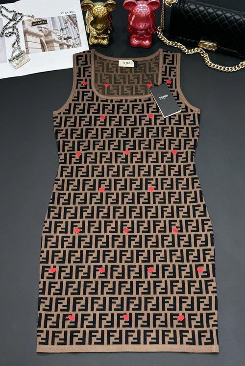 Fendi Classic Monogram Knitted Vest Dress with Heart Embroidered Logo Pattern