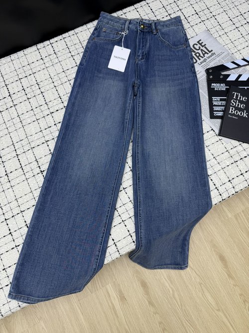 Valentino Stylish Straight-Leg Jeans with Metal Logo