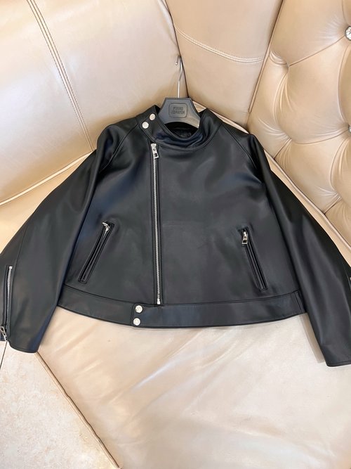 Loewe Exclusive First-release Soft Sheepskin Jacket with Customized Accessories