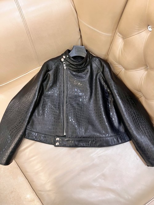 Loewe Exclusive First-release Soft Sheepskin Jacket with Customized Accessories