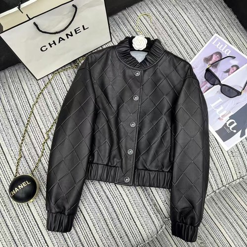 Chanel Cha Collection: Sheepskin Jacket with Diamond Collar, Premium Selection