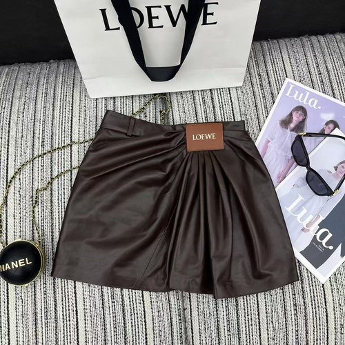 Loewe Highlights of LOE Series: Sheepskin Short Skirt with Ruffles and Leather Tags