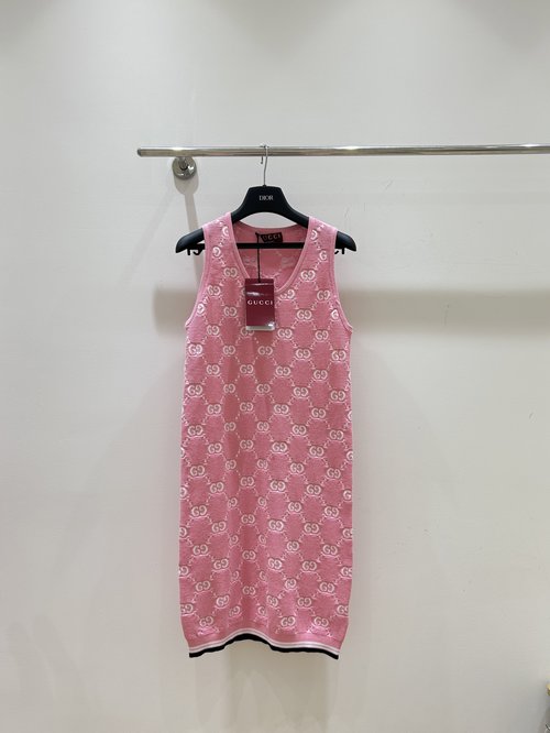 Gucci Letter Jacquard Knit Vest Dress, Simple and Graceful
