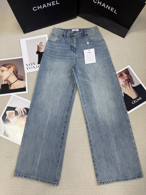 Chanel Small Tweed Style Pocket Jeans with Double C Embroidery