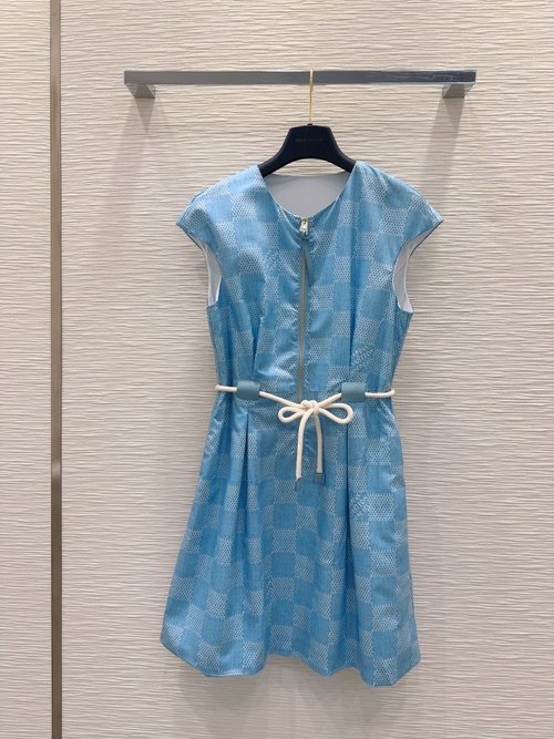 Louis Vuitton Fashionable Dress with High - Quality Fabric and Elegant Style