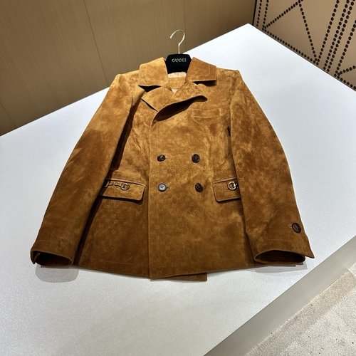 Gucci Luxurious Genuine Leather Coat with Heavily - Embossed Collar and Imported Suede