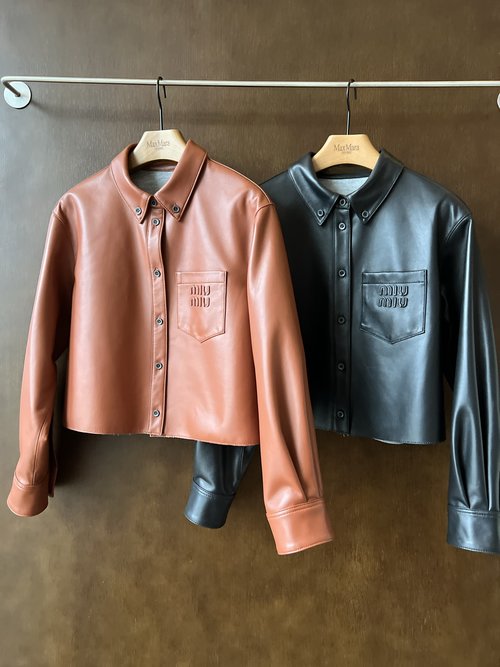 Miu Miu Two - color Fashionable Garment from Miu Series