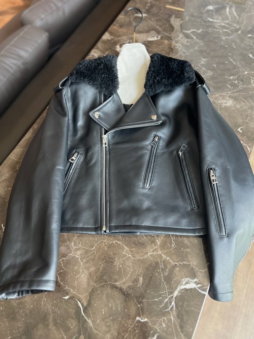 Loewe High-Class Single Leather Coat with Imported Lambskin Fur Collar