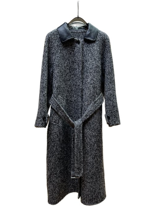 Loewe Long Woolen Coat with 60% Wool, 20% Alpaca and 20% Others