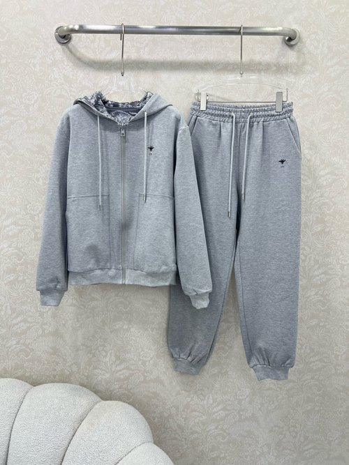 Dior Set of Double-sided Hooded Jacket and Wide-leg Pants with Embroidered Design