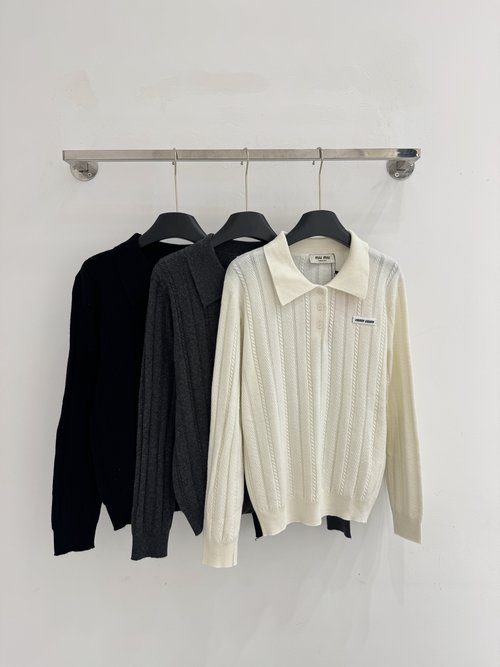 Miu Miu Comfortable Cashmere Polo - Neck Knit Shirt