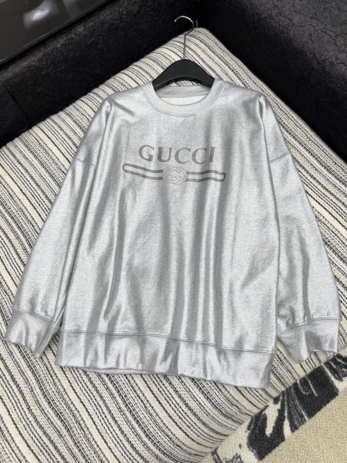 Gucci Silver Printed Round Neck Sweatshirt with a Loose Fit and Elastic Cuffs