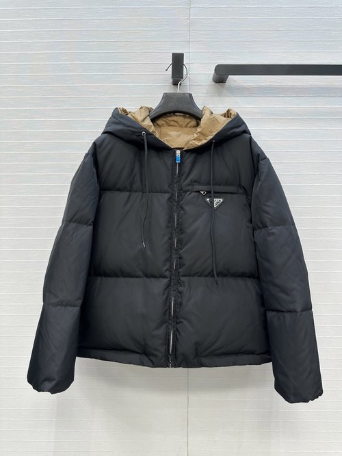 Prada New Arrival: Hooded Short Down Jacket with Nylon Fabric and Triangular Logo