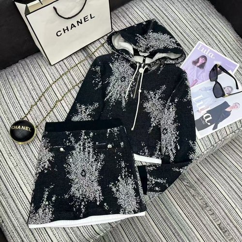 Chanel Recommended Black Cotton Zip - Hooded Top with Elastic - Waist Skirt