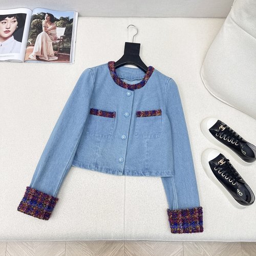 Chanel Exclusive Vintage Two-Toned Fabrics Wind Coat