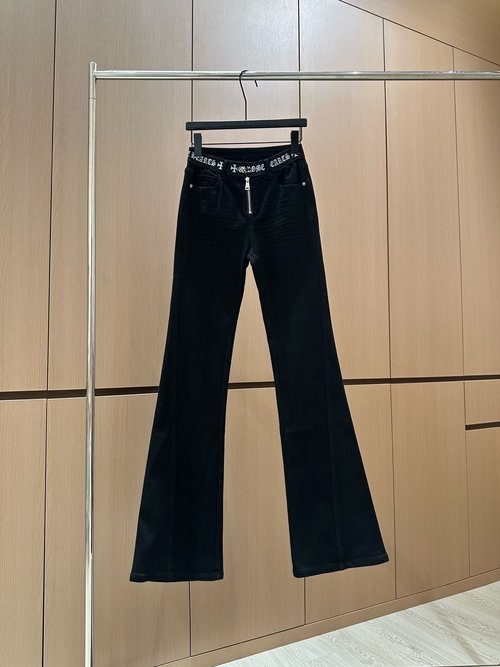 Chanel Designer-Original Flared Jeans with Sanskrit Ribbon - Unique Appearance