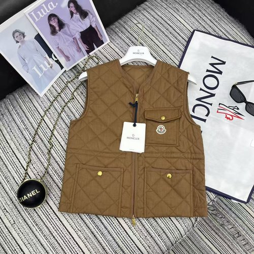 Moncler Quilted Sleeveless Vest with Waist Drawstring and Bear Badge