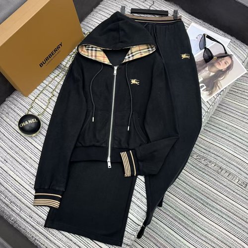 Burberry Hooded Zip Cardigan and Wide-Leg Pants Set with Horse Embroidery