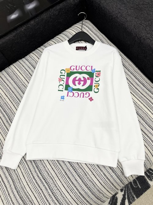 Gucci Classic Printed Round-Neck Sweatshirt with Elastic Cuffs