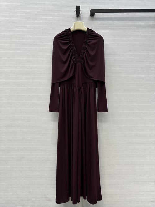 Alaia Exclusive Palace-Style V-Neck Long Dress with Multiple Ways of Wearing