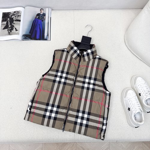 Burberry Bur Series Vintage Check Double-Faced Stand-Collar Down Vest