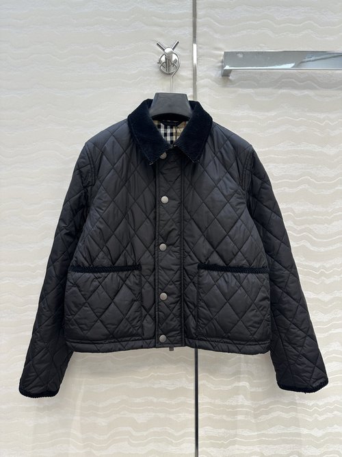 Burberry Exclusive Short Double Diamond Quilted Cotton Coat with Contrast Collar
