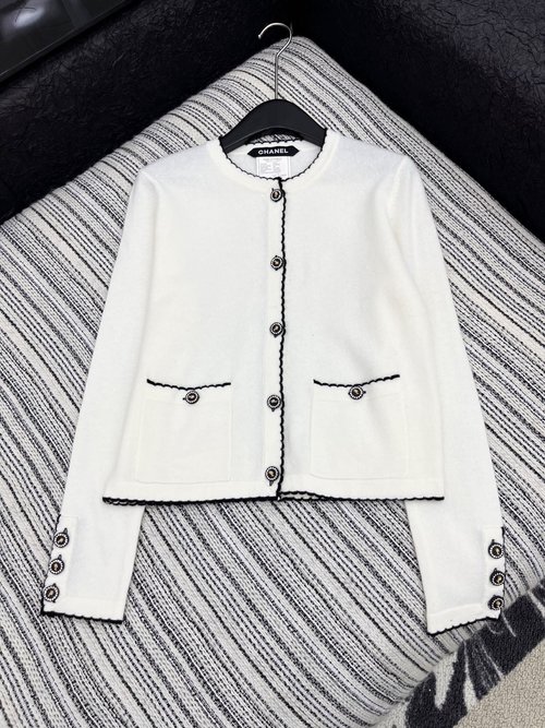 Chanel Vintage - inspired Heavy Contrast Border Round Neck Cashmere Coat