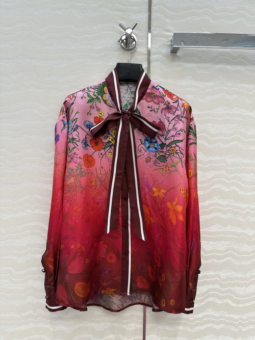 Gucci Full-positioned Floral Silk H-shaped Shirt, Elegant and Timeless