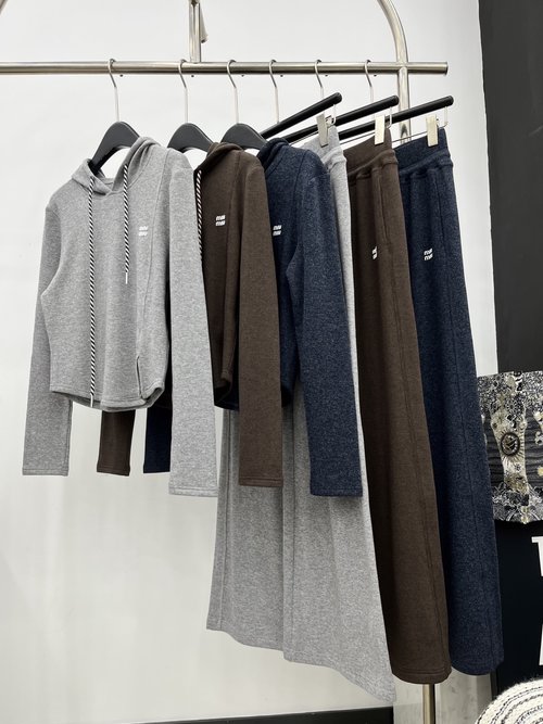 Miu Miu High-End Customized Suit in Lazy and Elegant French Style