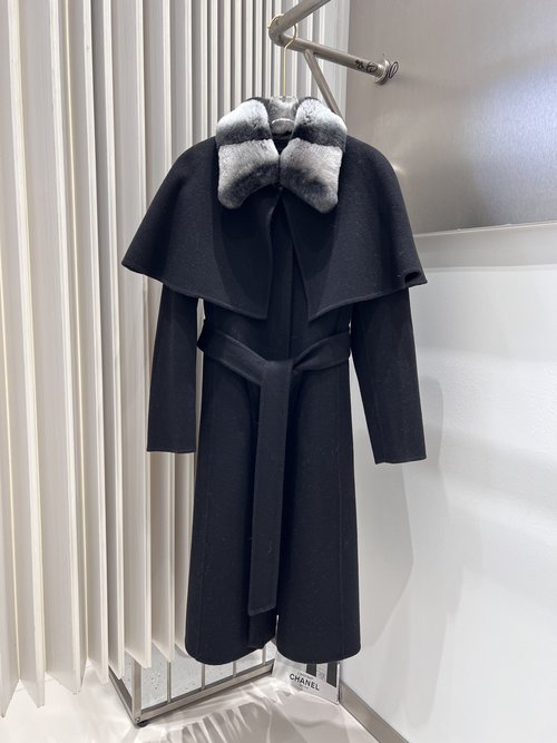 Loro Piana Original title has no Chinese, optimized title: Luxurious Double-Faced Cashmere Overcoat with Rabbit Fur Trim