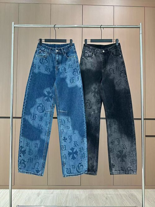 Chanel Designer s Original Sanskrit Print Jeans with Distinctive Style