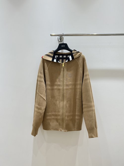 Burberry Double - Sided Wearable Classic Check Horse Jacquard Hooded Cardigan