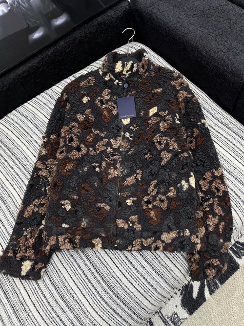 Louis Vuitton Double-Sided Chocolate Jacket with 3D Wool-Nylon Blend and Luxury Labels