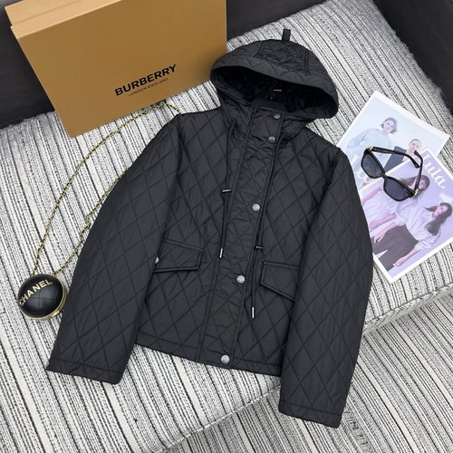 Burberry Recommended Quilted Hooded Cotton Coat with Corduroy Pocket Design