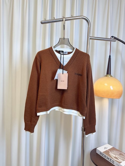 Miu Miu Custom Knitted Wool Short Top with Jacquard Logo, Fashionable