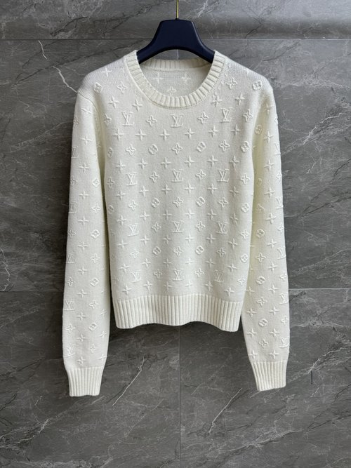 Louis Vuitton Elegant Embroidered Logo Cashmere Sweater