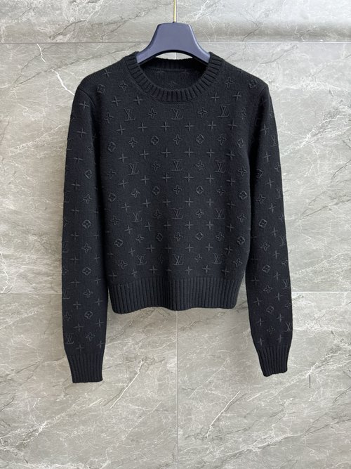 Louis Vuitton Elegant Embroidered Logo Cashmere Sweater