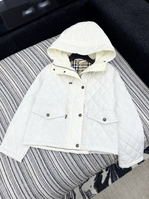 Burberry Original Customized Hooded Zip Cotton Coat with Classic Lining