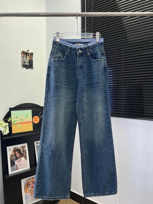 Miu Miu MIU Patch Waist Straight-Leg Jeans, Sturdy and Stylish