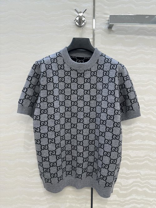 Gucci Exclusive GG Retro Jacquard Wool Short-Sleeved Top with Double-Sided Wear Design