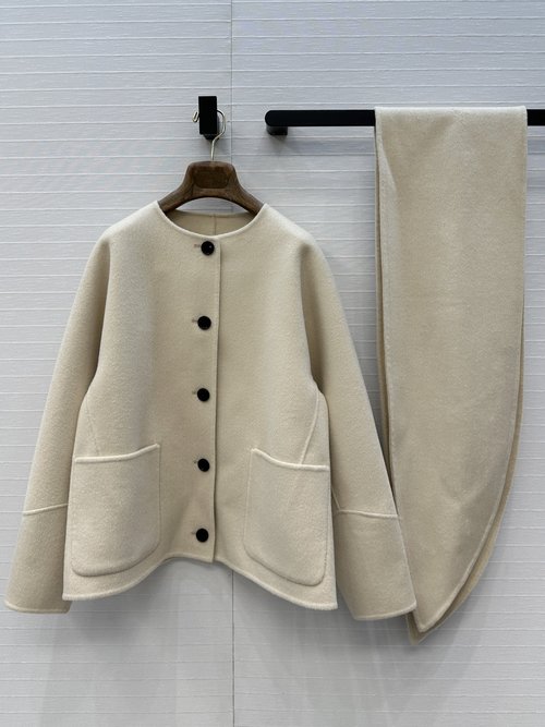 Loro Piana Exclusive Handmade Cashmere Coat with Detachable Scarf, Elegant Design