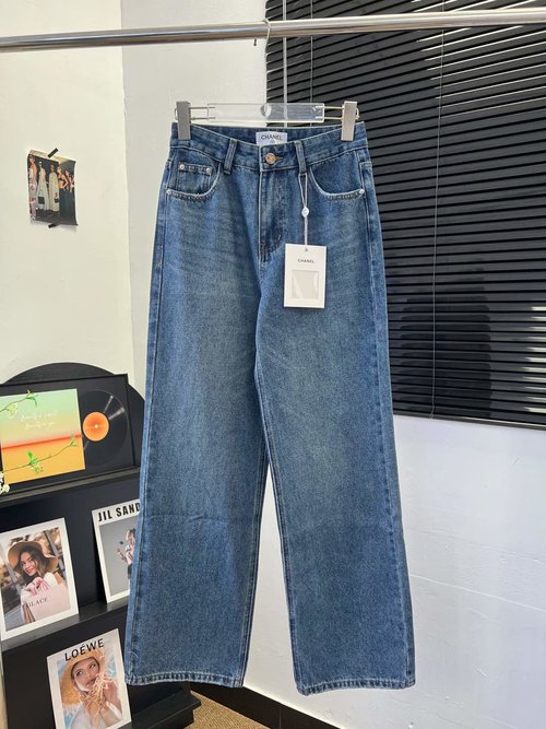 Chanel Straight-Leg Jeans with Back Pocket Embroidery