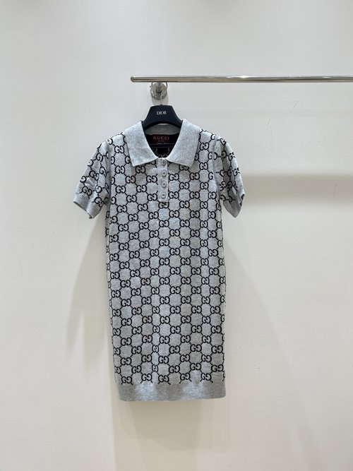 Gucci Double-Sided Wear Short Sleeve Dress in Classic Style