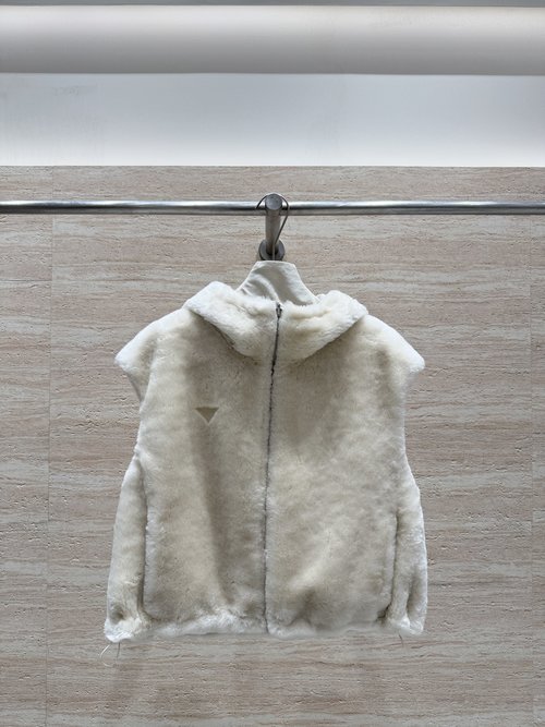 Prada Montone Limited Series Handmade Two-way Wear Fur Vest