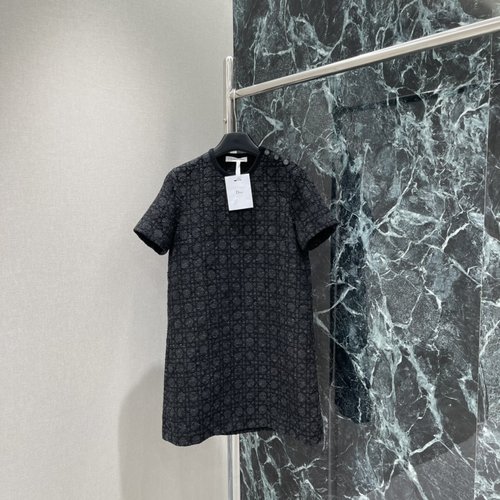 Dior Checked Tweed Short-Sleeved Dress with Retro Look