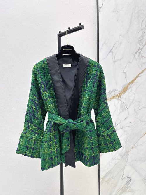 Bottega Veneta Elegant and Noble Leather-Trimmed Knit Coat