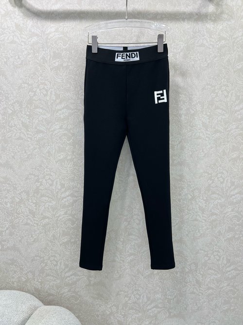 Gucci Shark Leggings with Contrasting Waistband and Logo Embroidery
