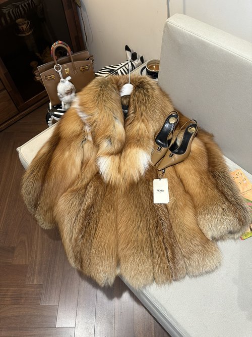 Fendi Finland Imported Top - Quality Rare Fox Fur